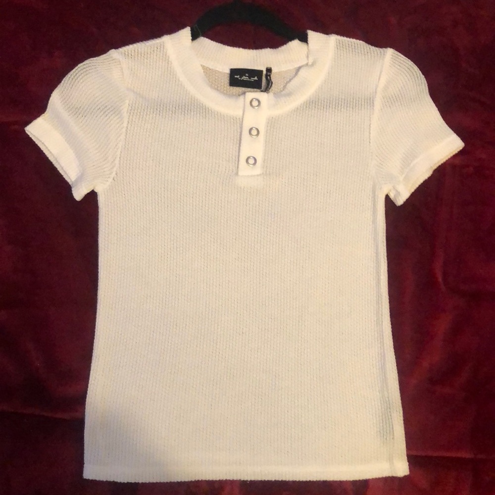 White sheer ribbed out from under t shirt Small